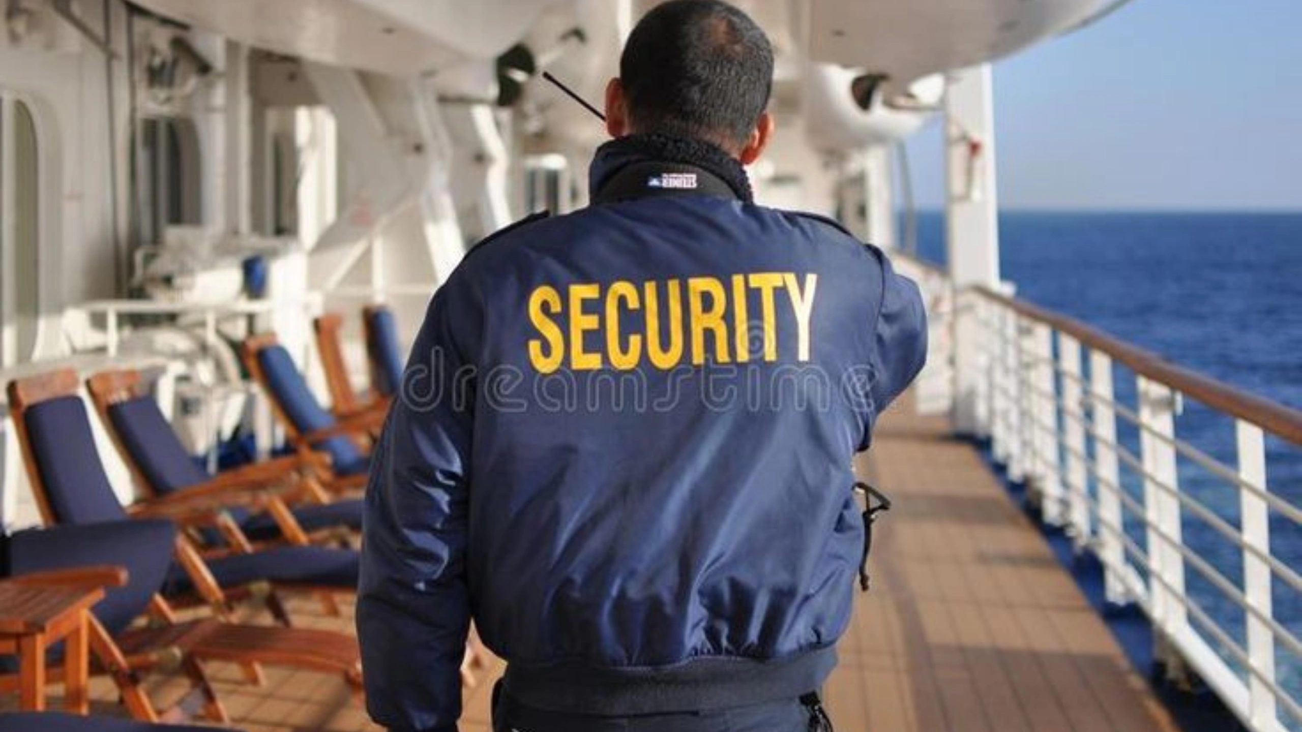 how much do cruise ship workers make 