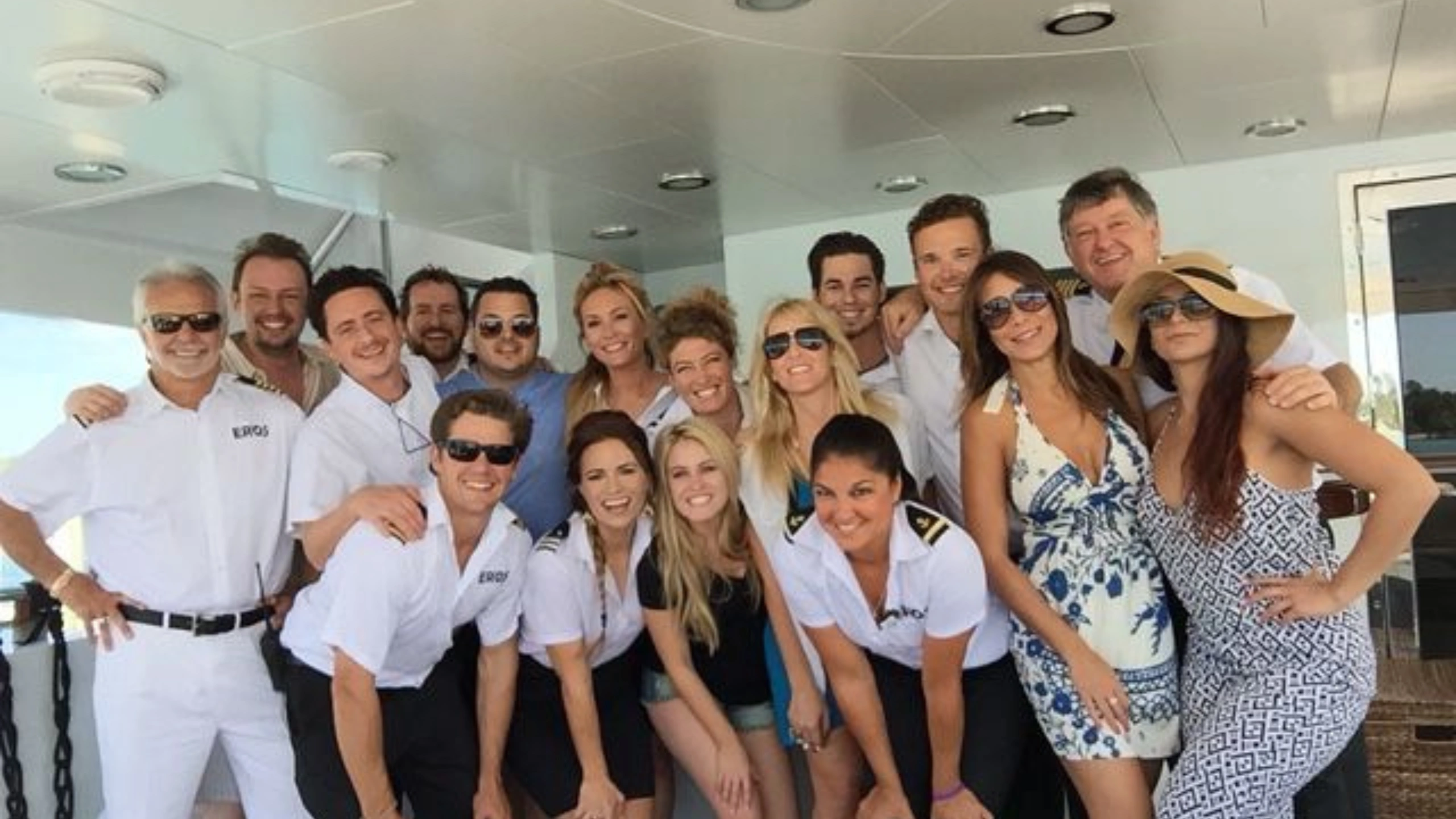 how much do cruise ship workers make