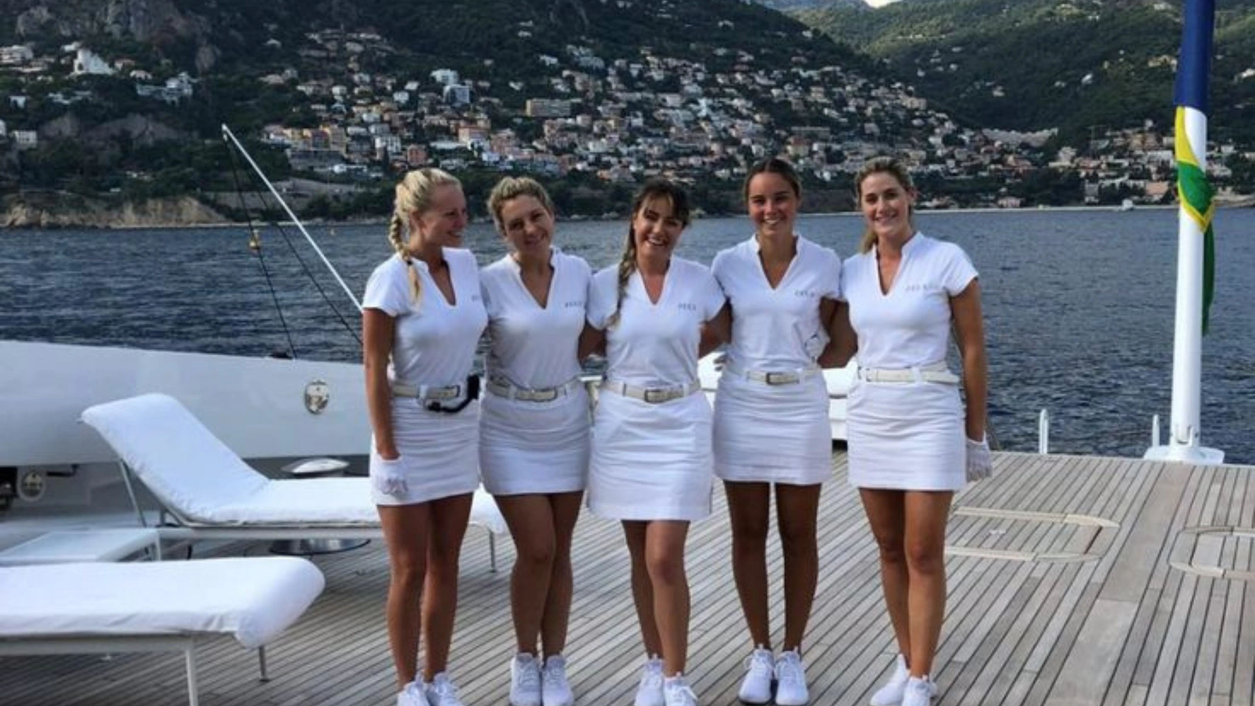 how much do cruise ship workers make