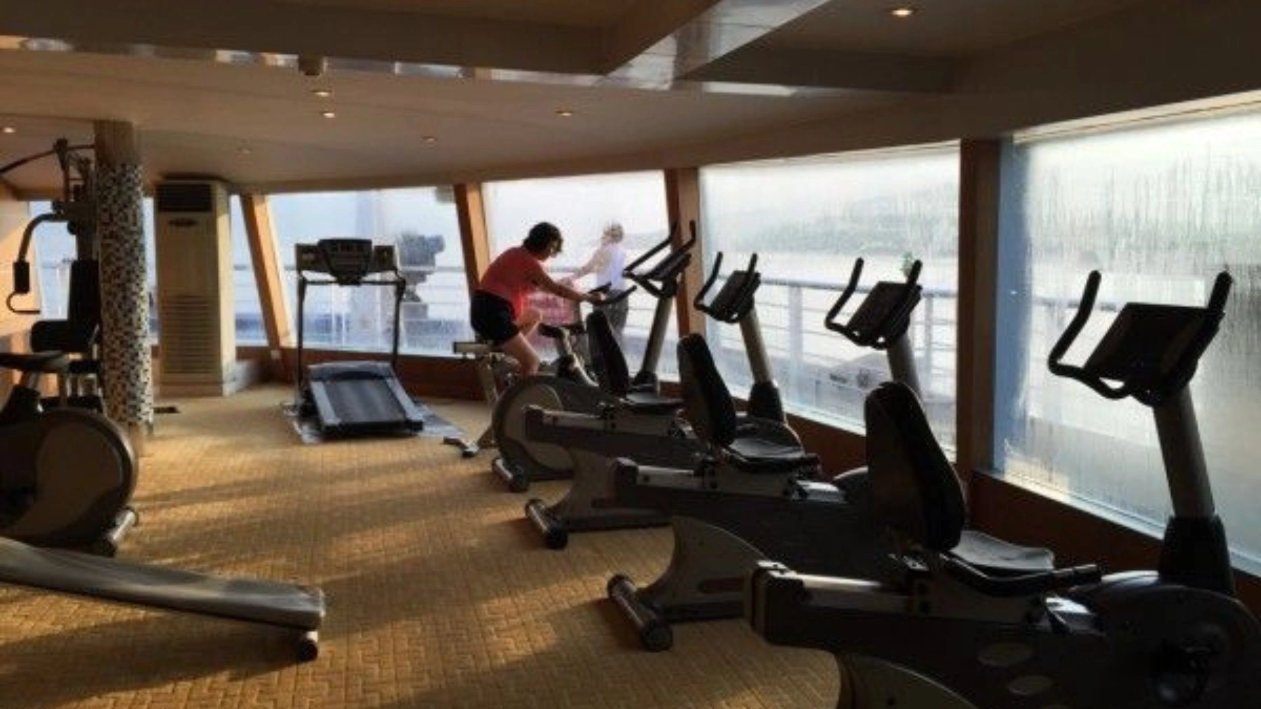 Carnival Valor Cruise Ship 