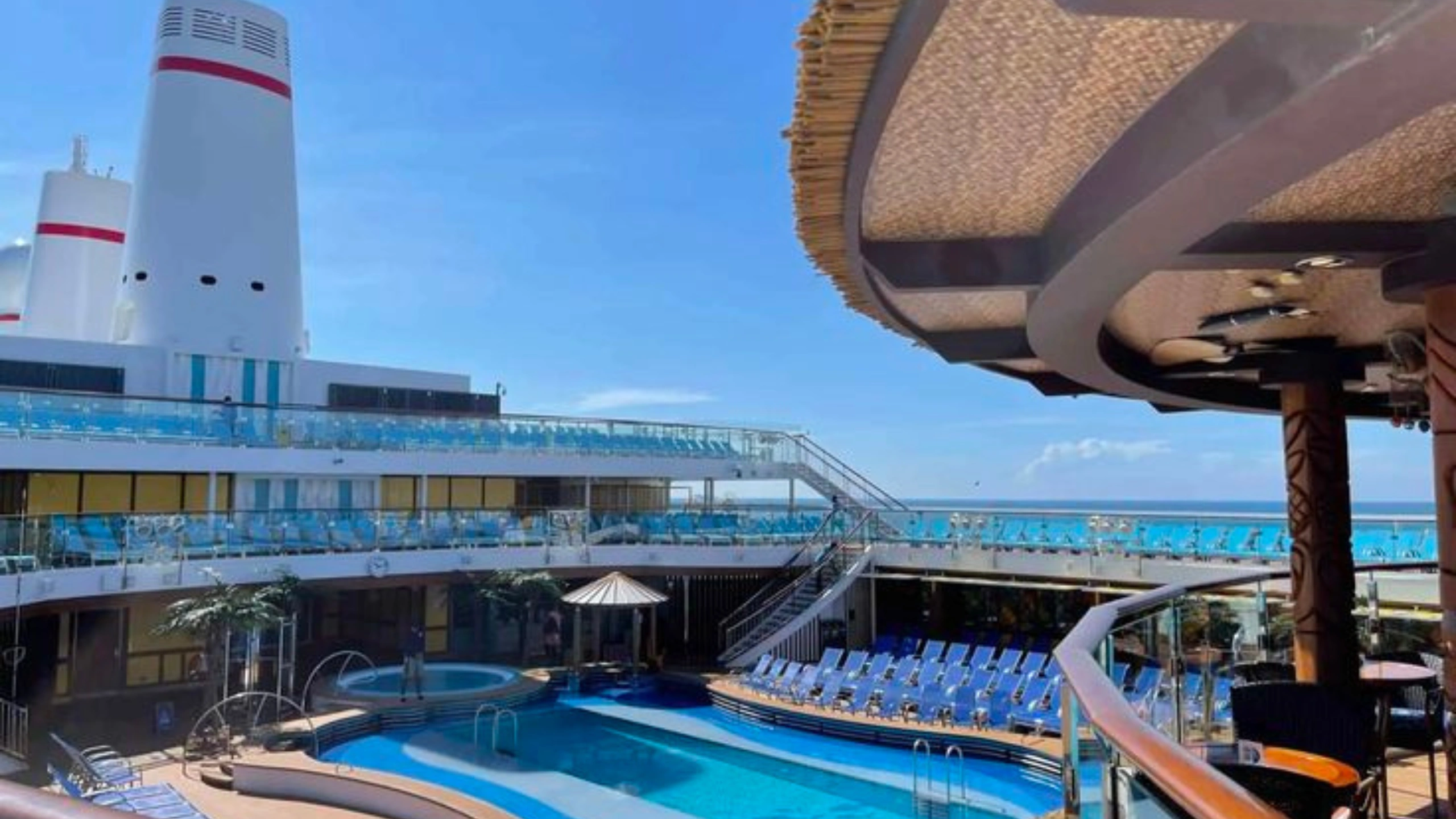 Carnival Valor Cruise Ship 