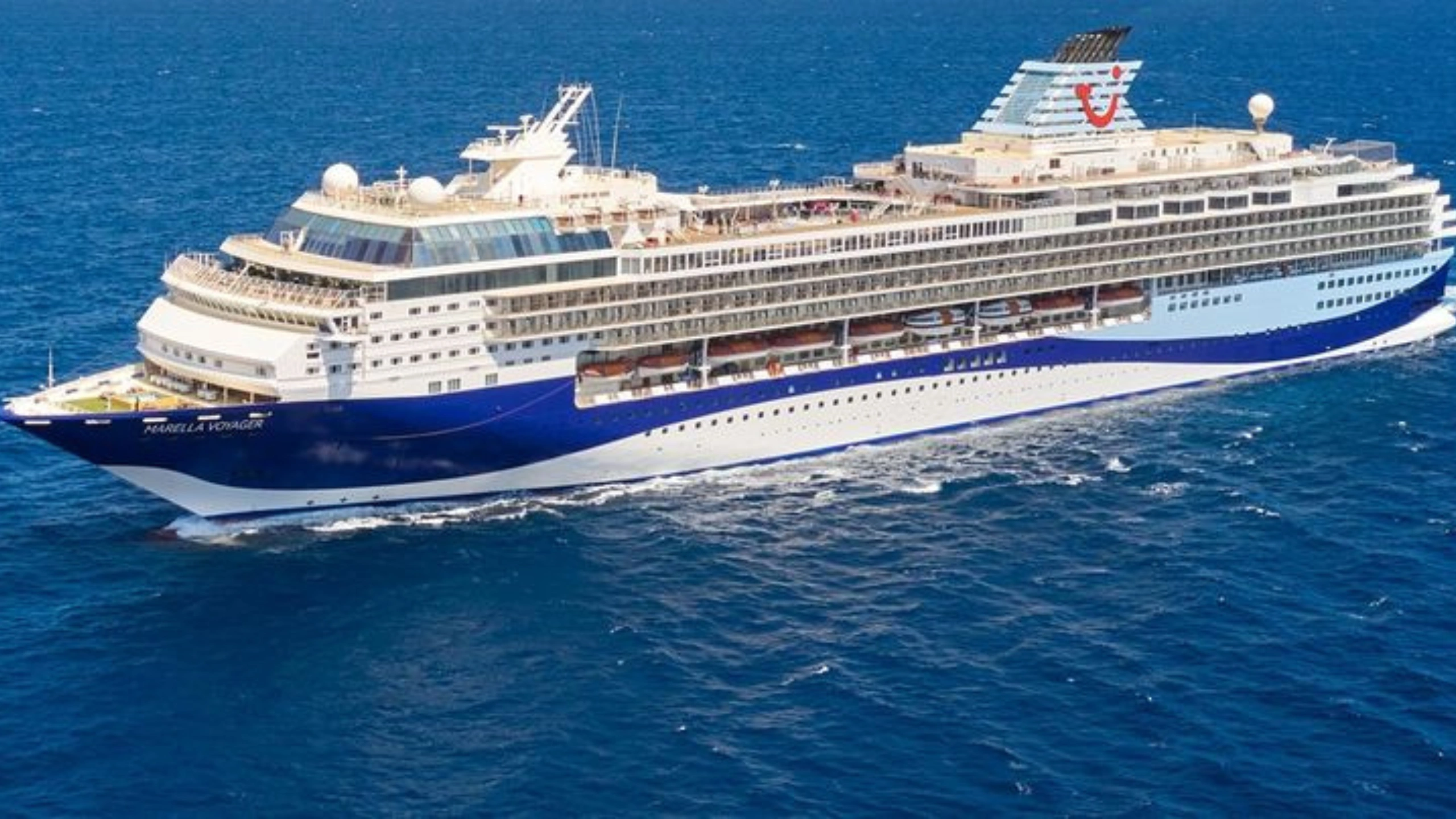 Carnival Valor Cruise Ship 