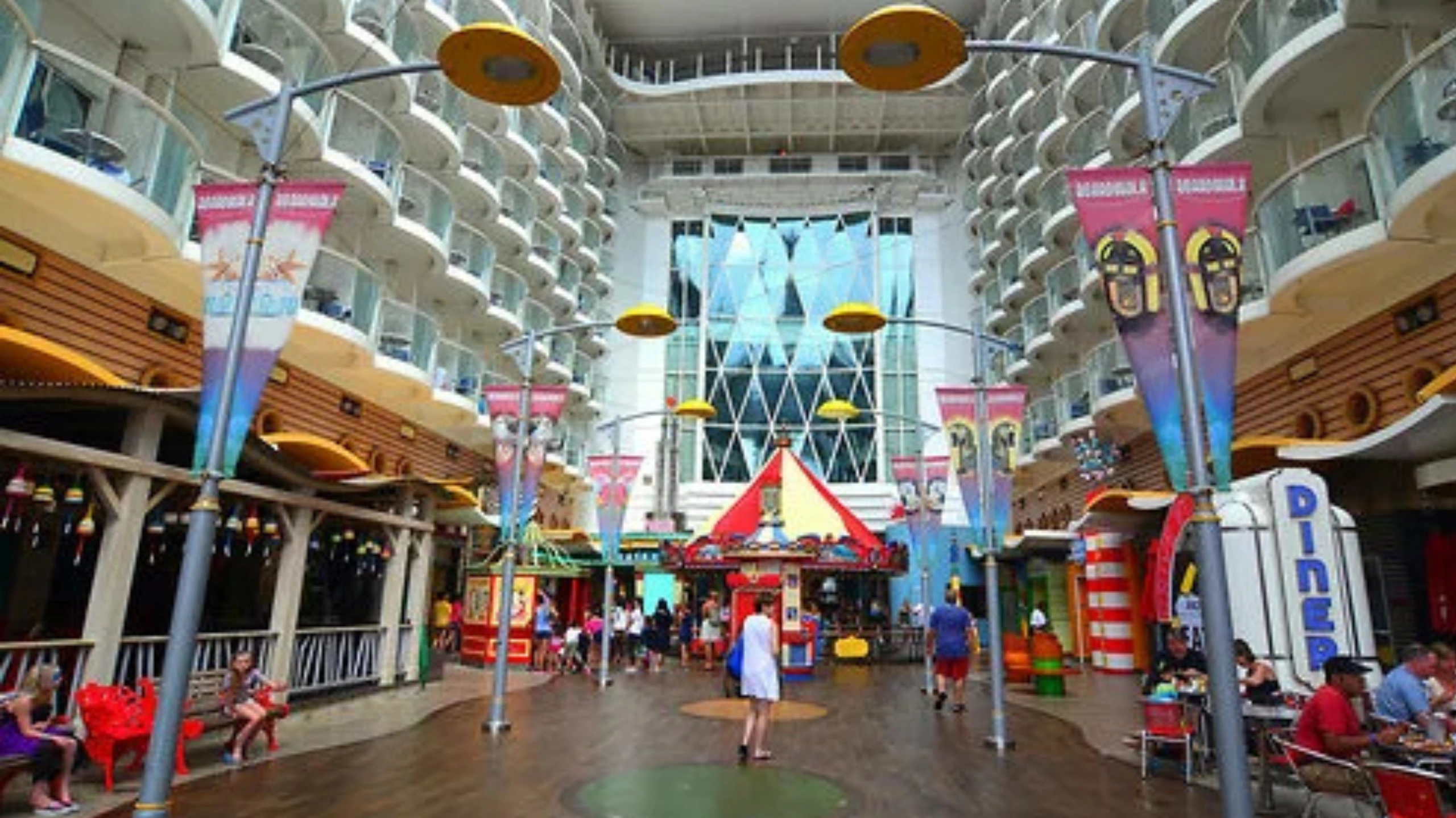 Icon Class vs Oasis Class