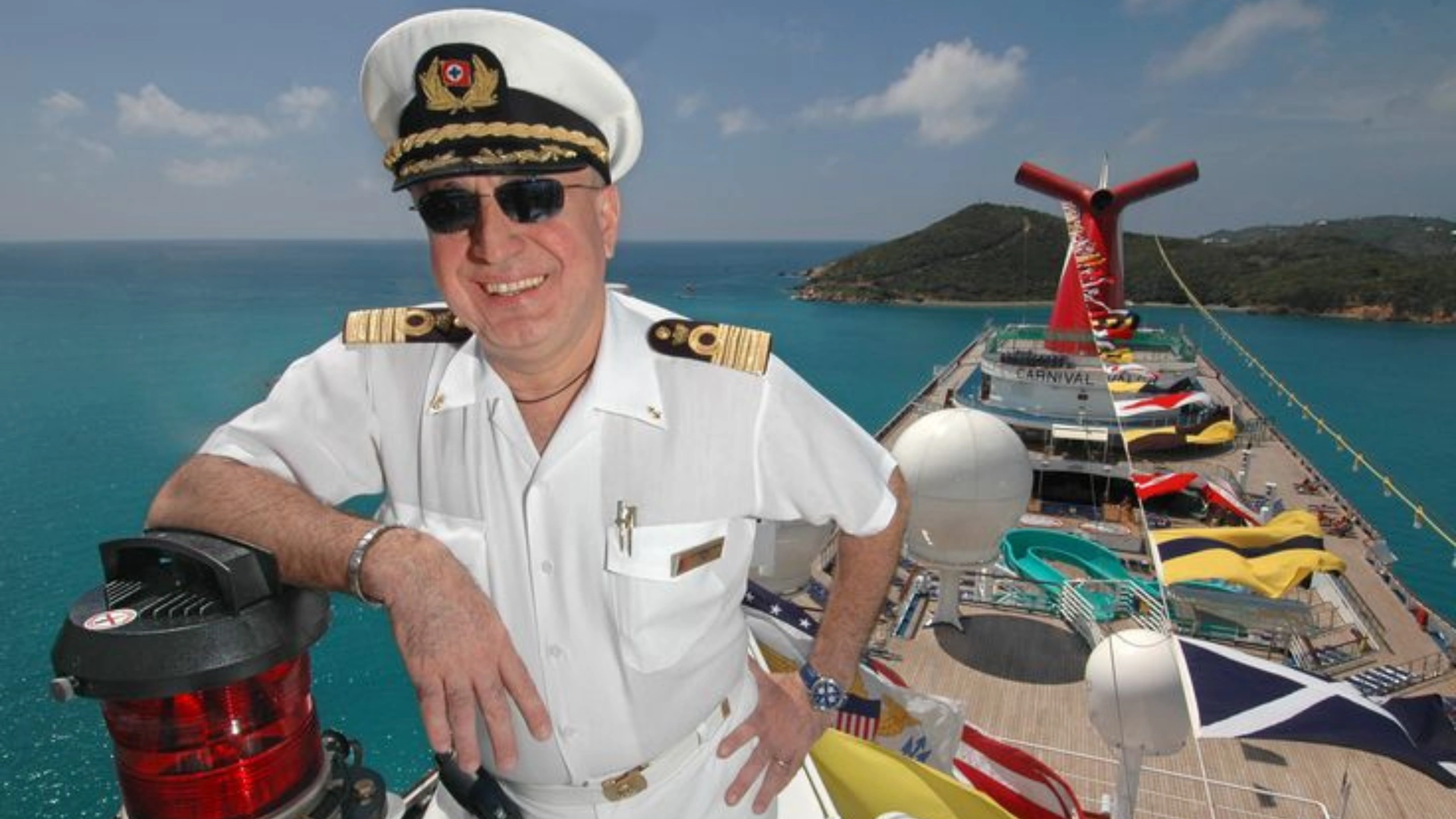 how much does a cruise ship captain make