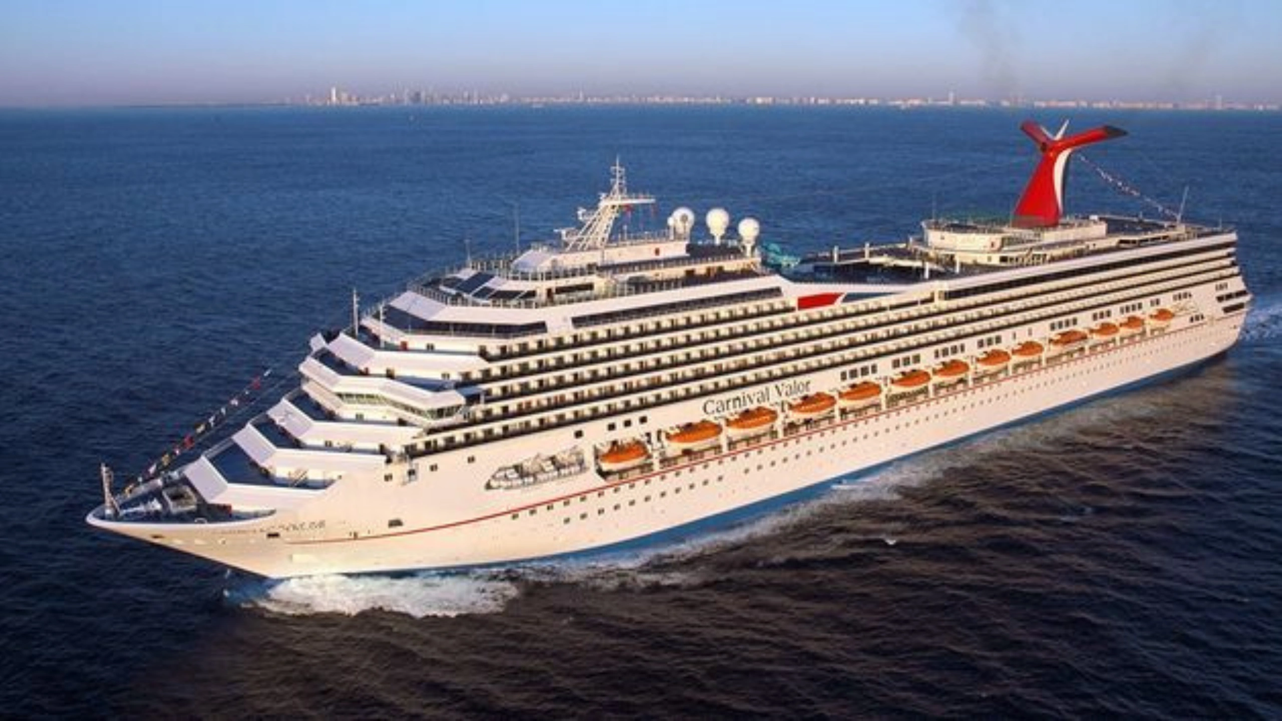 carnival cruise ships by size