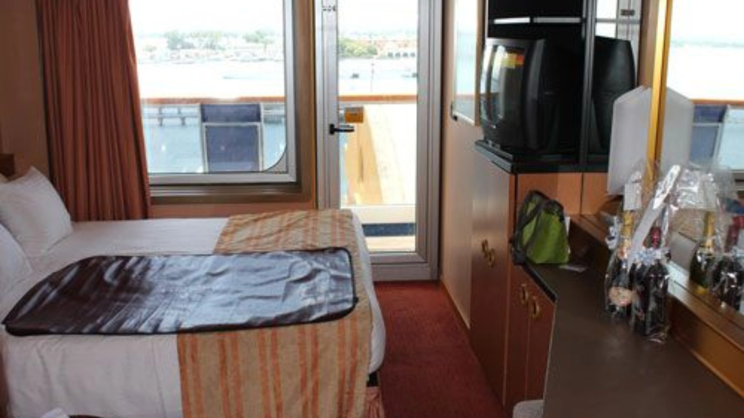 carnival panorama cruise ship