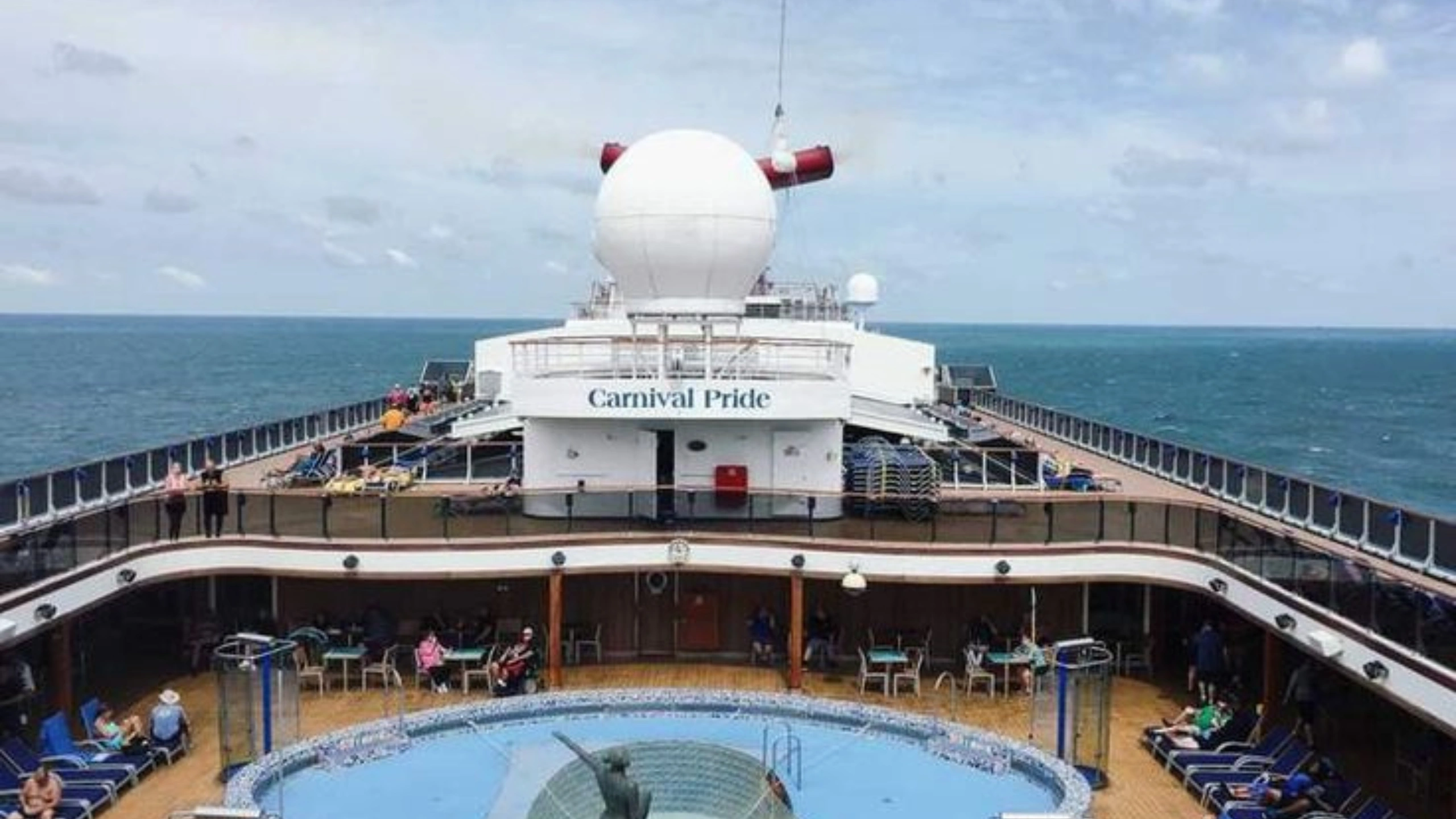 carnival ships by age