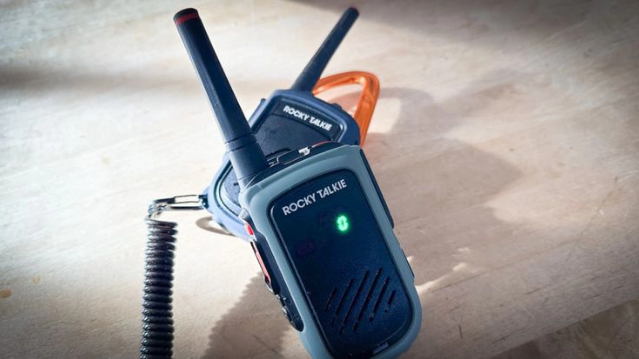 do walkie talkies work on cruise ships