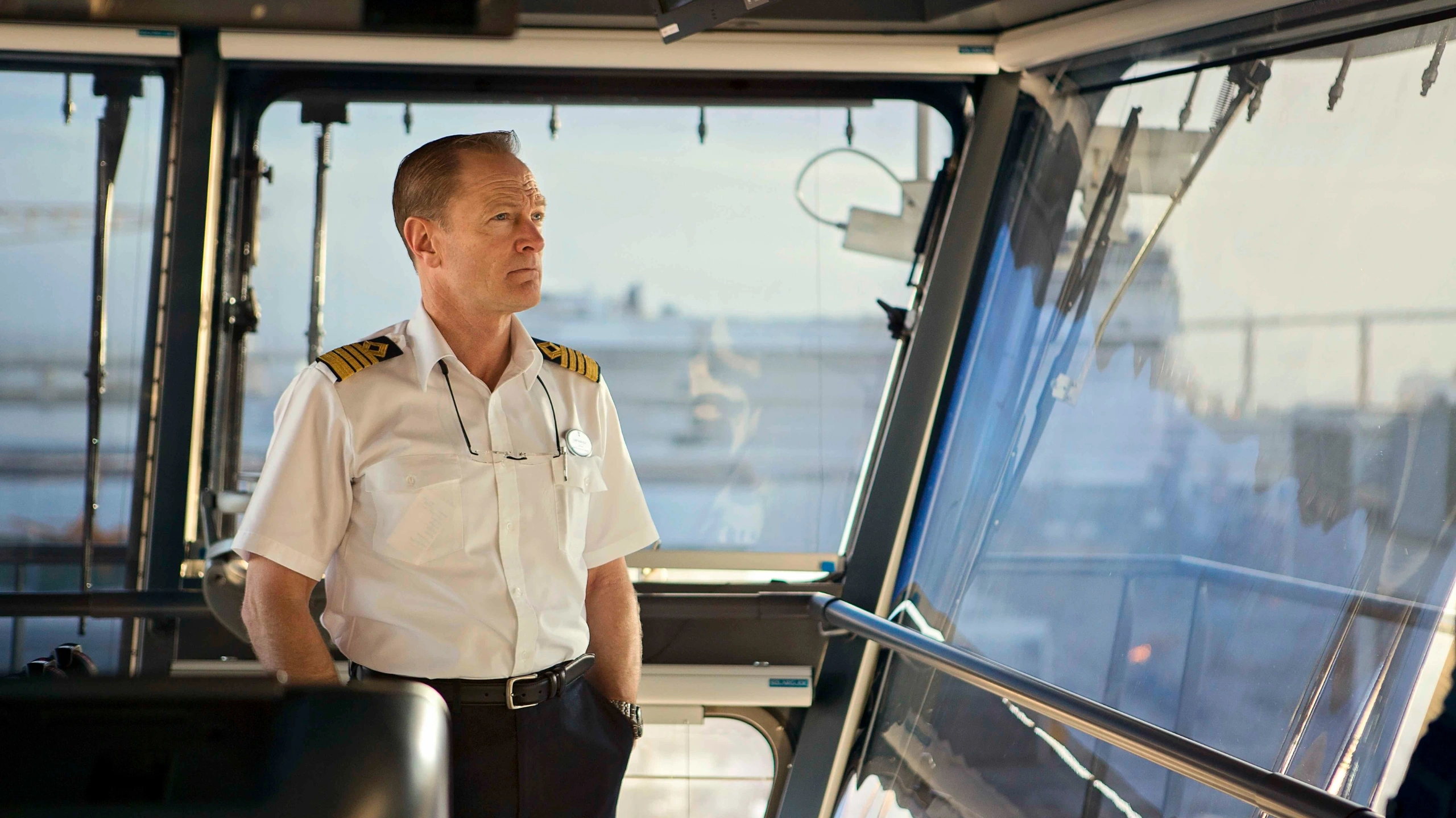 how much does a cruise ship captain make