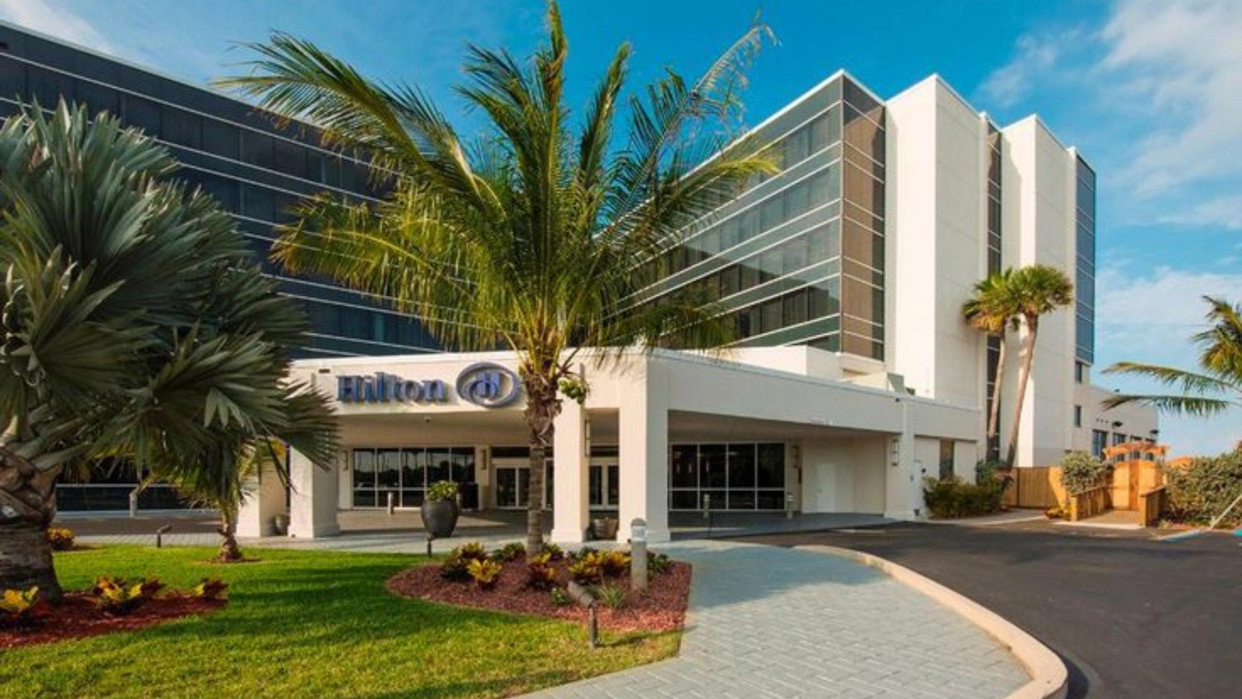 port canaveral hotels near cruise shuttle