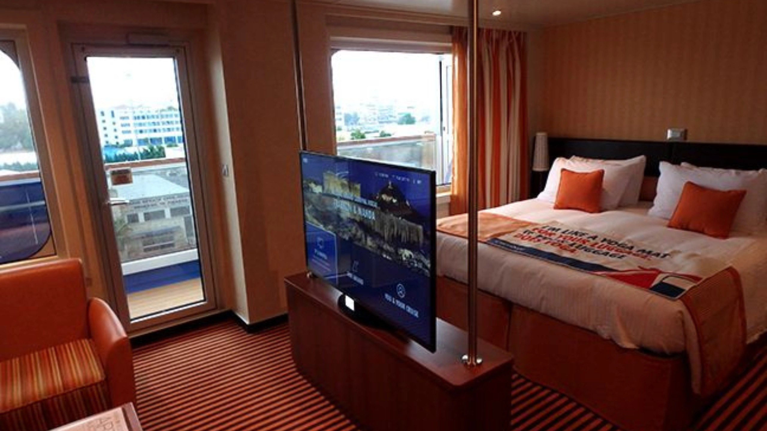 royal caribbean junior suite perks