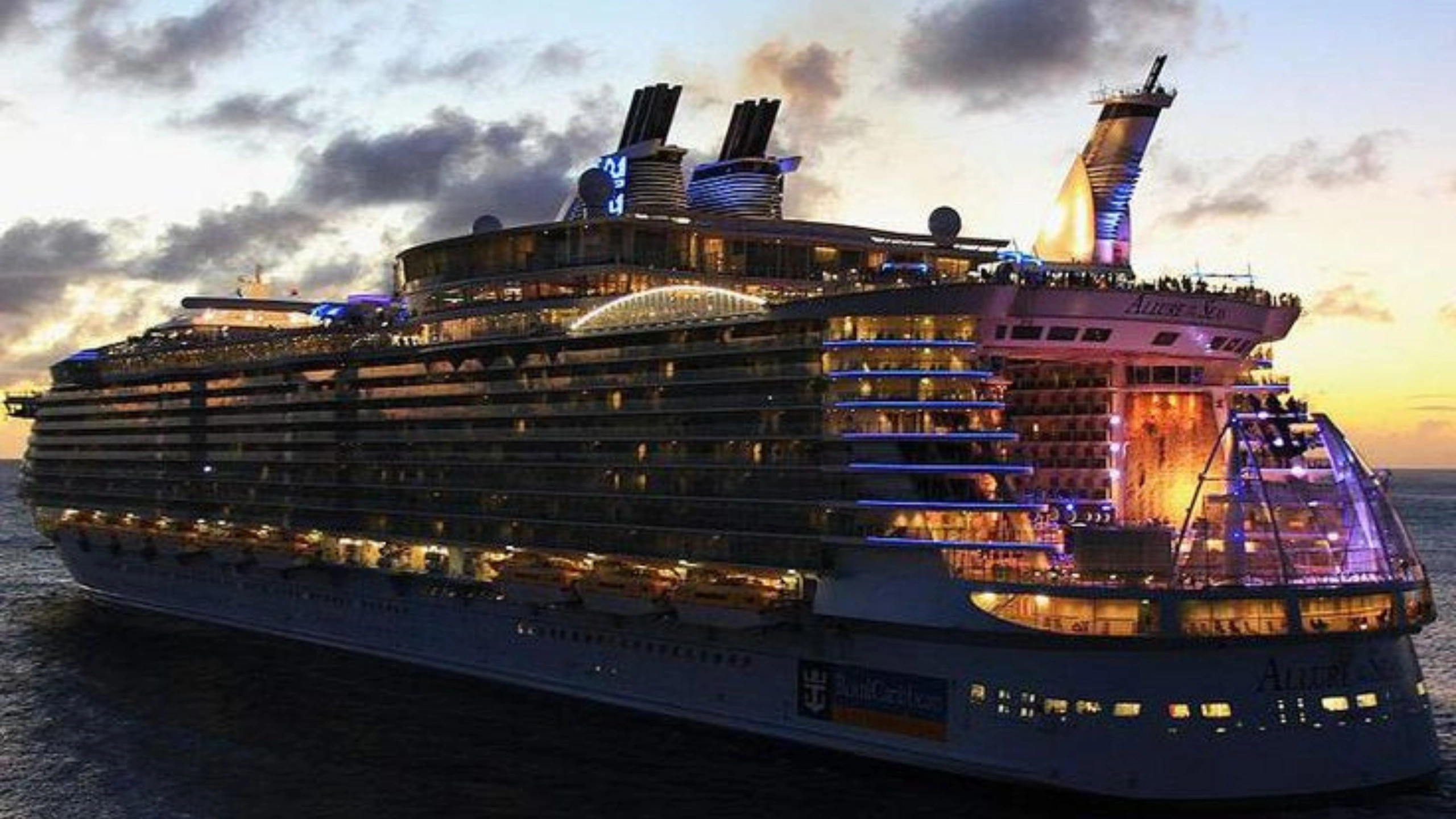 royal caribbean ships by size