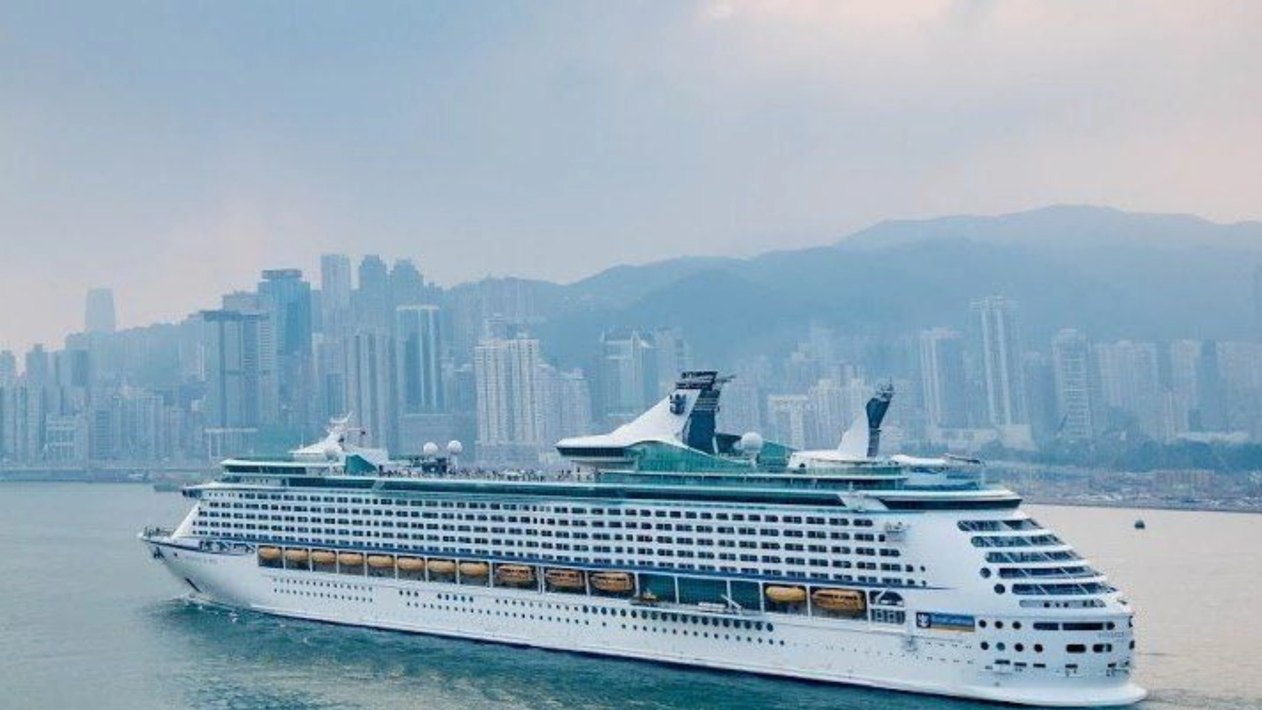 royal caribbean ships by size