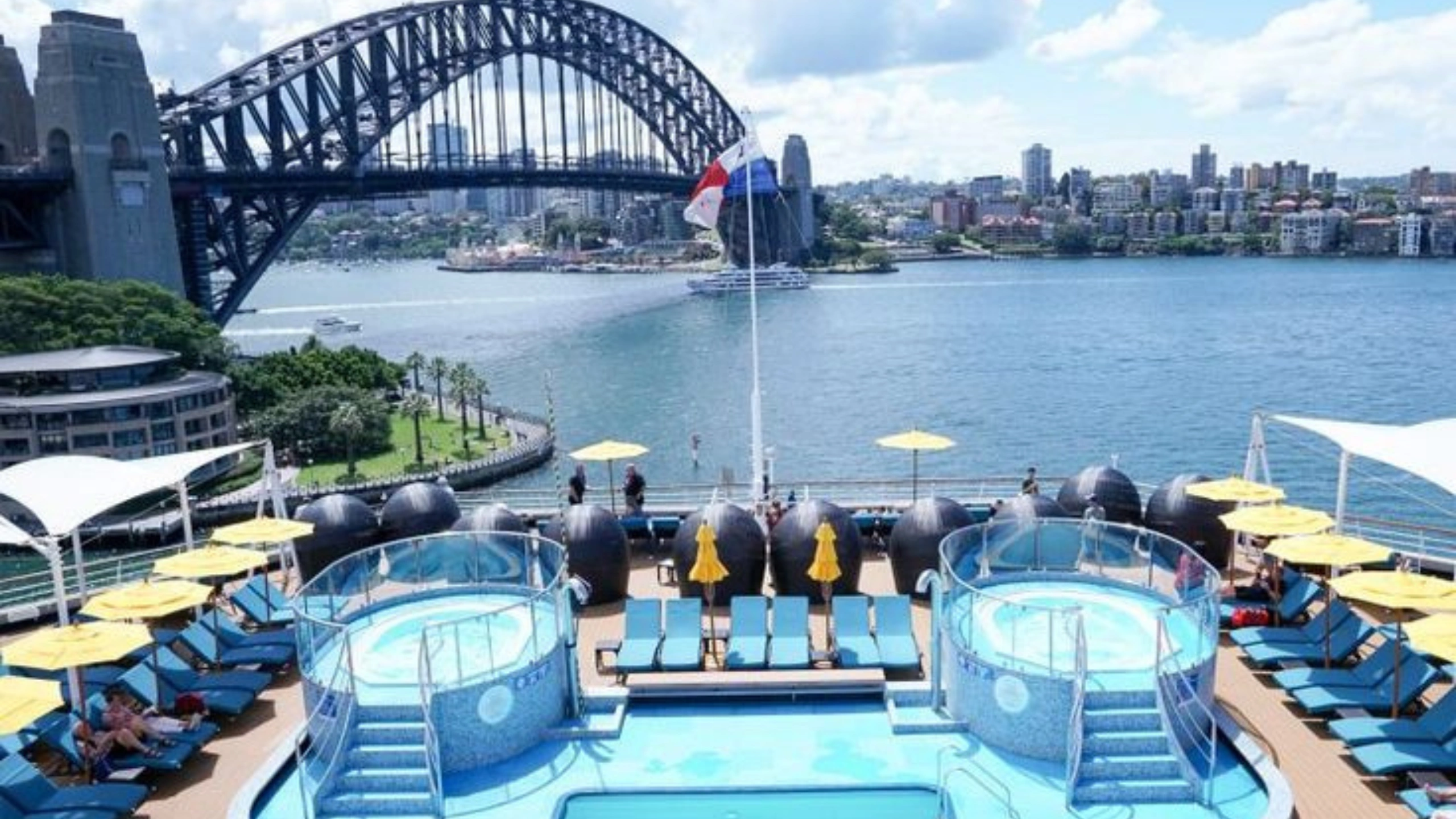 things to do on carnival splendor